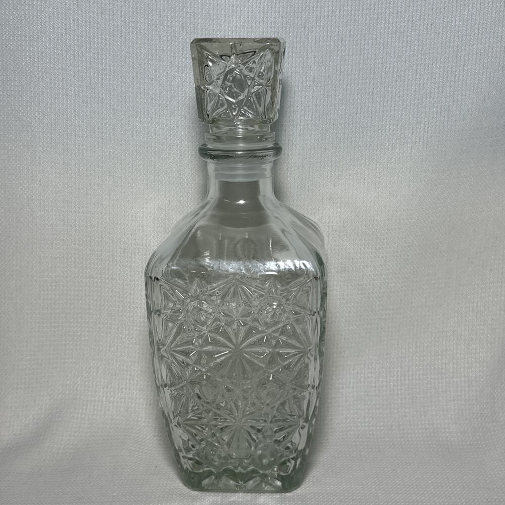 Bormioli Rocco Dedalo Whisky Decanter Cut Glass Liqueur Glass Clear 9.75" Tall